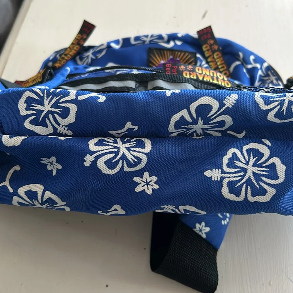 Outward Hound Blue Floral Dog pack